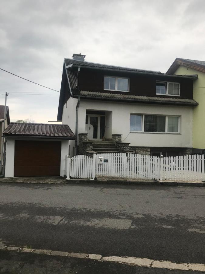 Housing Hella Daire Nová Lesná Dış mekan fotoğraf